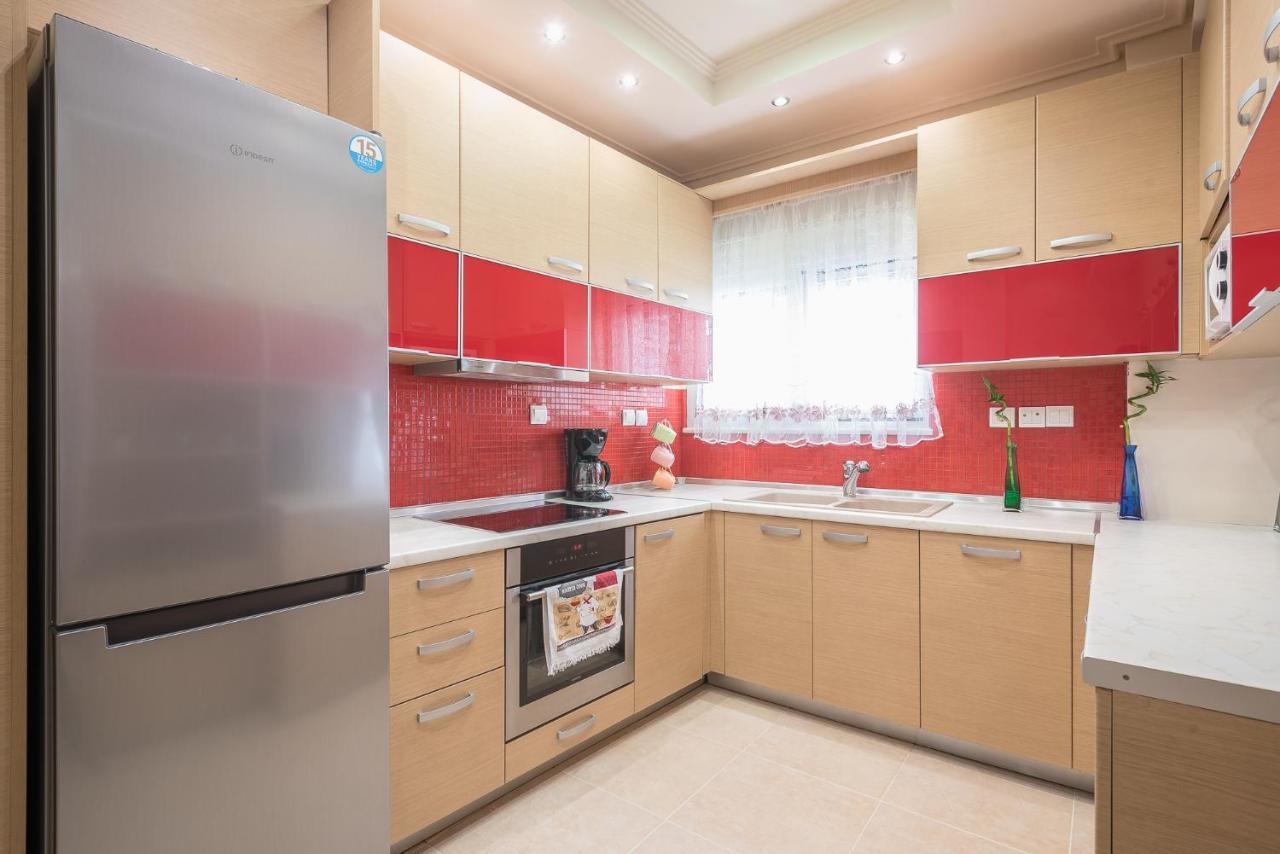Lighthouse Apartment In The Heart Of เอเธนส์ ภายนอก รูปภาพ